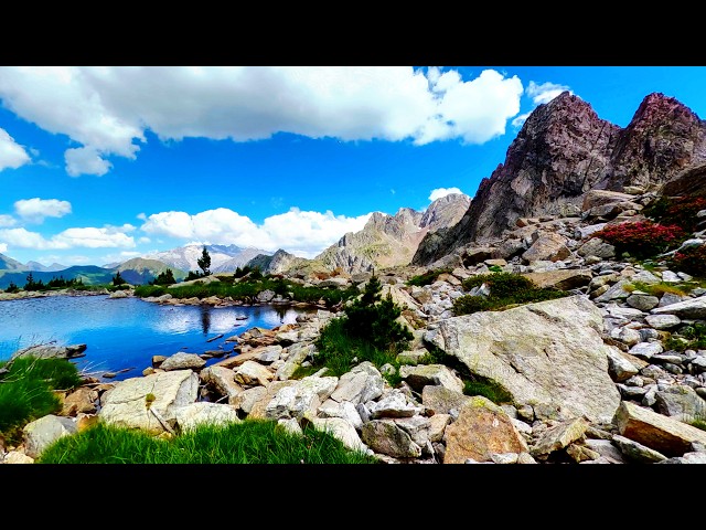 Solo Hike to the Alpine Lakes of Batisielles, Natural Park of Posets-Maladeta, Spanish Pyrenees