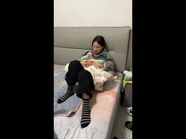 小孩子白天什么事都没有，一到晚上就开始不舒服了