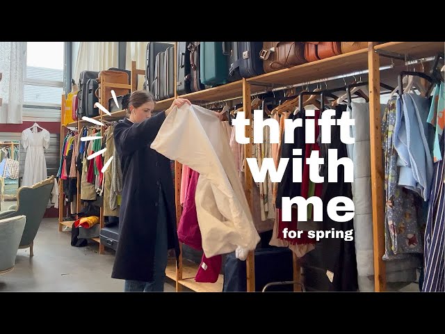 my best thrift finds EVER!!! vintage dresses and fabrics // THRIFT WITH ME in THE NETHERLANDS