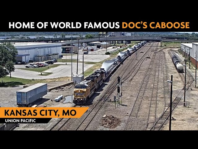 Kansas City (Doc's Caboose), Missouri, USA | Virtual Railfan LIVE !