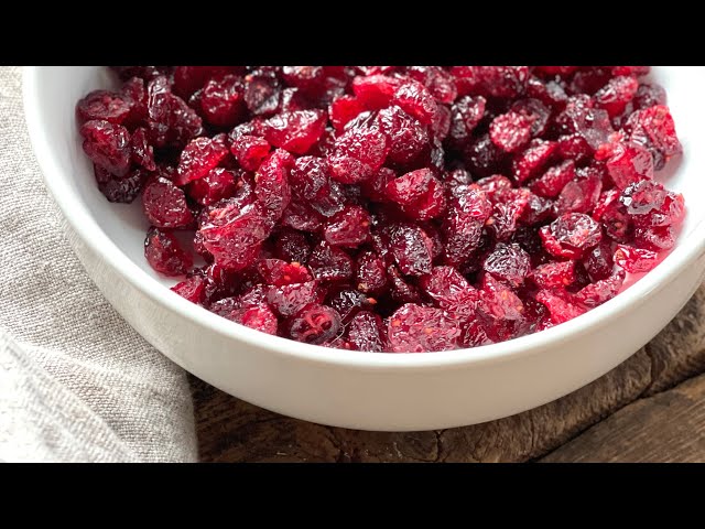 Homemade honey or maple DRIED CRANBERRIES (+ ginger or cocoa cranberries!)