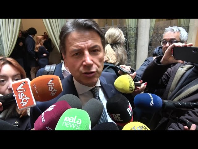 Conte: "Prioritario intervento su caro energia, la maggioranza non fa nulla"