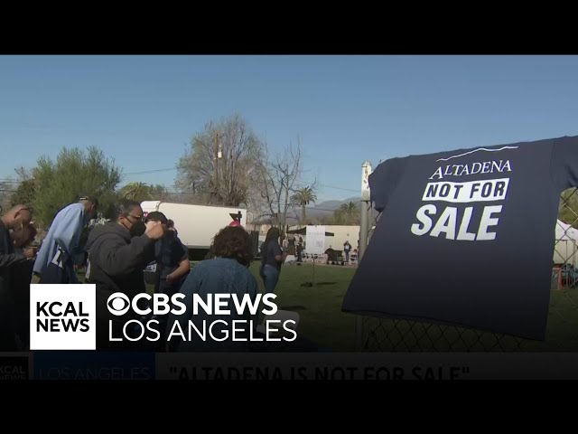 Grammy-nominated singer Aloe Blacc performs at event encouraging Eaton Fire victims not to sell