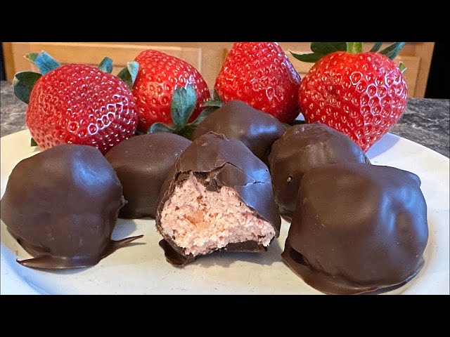 Chocolate-Covered Strawberry Cheesecake Fat Bombs | Keto & Low-Carb Valentine’s Treat!