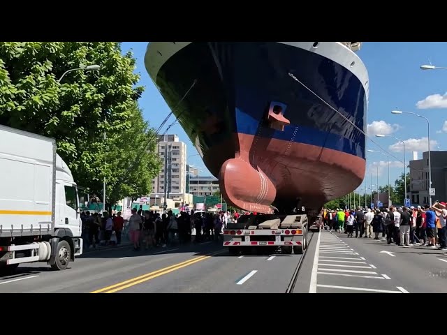 GIANT SHIPS FLOATING ON LAND