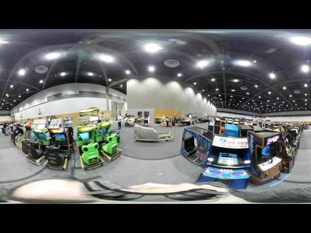 Walk around before opening at the North West Pinball & Arcade Show 2019 (VR 360)