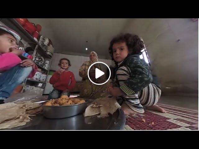 Take a 360° look at how food vouchers are helping in Syria