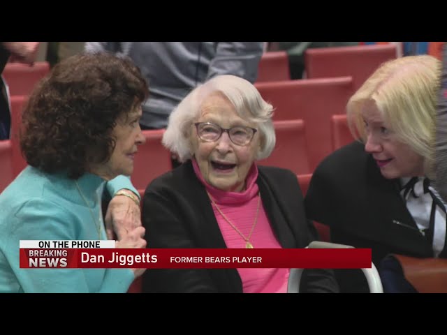 Former Bears offensive lineman Dan Jiggetts shares memories of Virginia Halas McCaskey