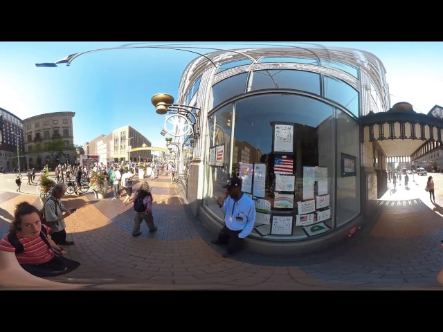 360° Video: Republican National Convention 2016: Sidewalk POV of protest