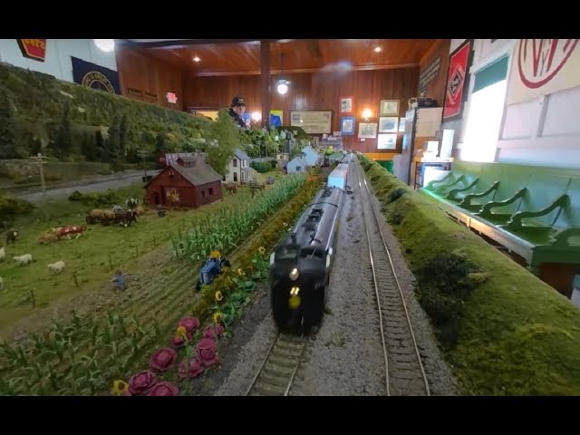 HO and N Scale Train Displays at Hagerstown Model Railroad Museum 3D 180 VR