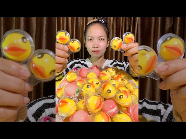 ASMR MUKBANG SHOW YELLOW DUCK CANDY JELLY FAST EATING