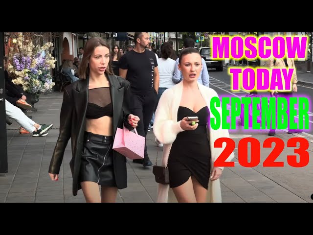 🔥 TOP TOUR new walking tour of famous places in Moscow with beautiful young people