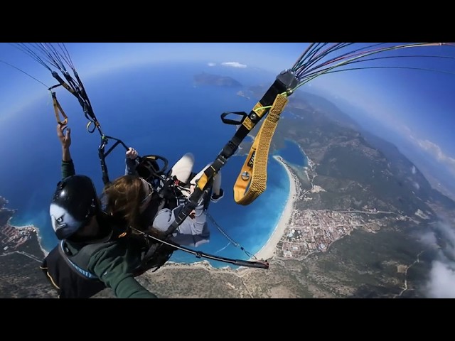 Video 360 VR 360 paragliding flight from Babadag Mountain Oludoniz Turkey 2019 360 ° degree jump