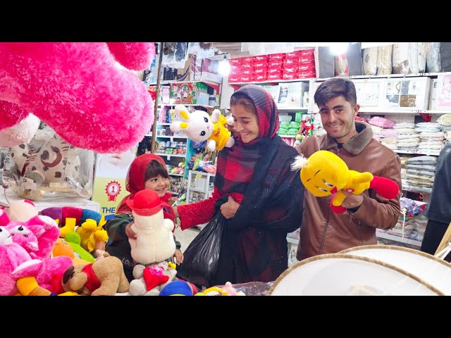 A Special Gift from Our Viewer – Shopping for Umm al-Banin & Leila!