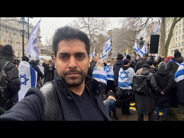 🚨 LIVE: Londoners Hold Bibas Family Vigil Outside Parliament