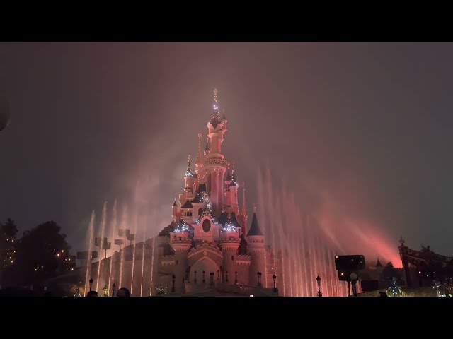 Disney Dreams of Christmas 2022 / Follow the Light - Novembre 2022