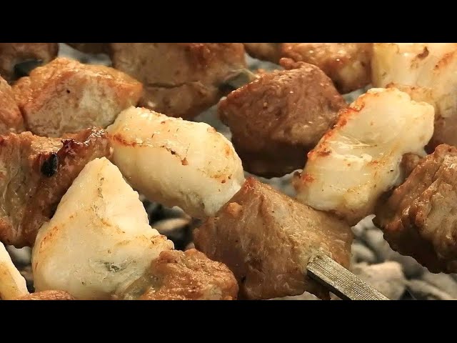 Simple barbecue ingredients|barbiquiu restaurant|cheap barbeque