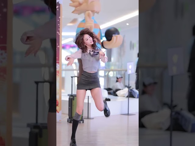 dance cover beautiful girl🔥#425 #douyin #beautiful #shorts  #dancechallenge #dance #ootd #shorts2025