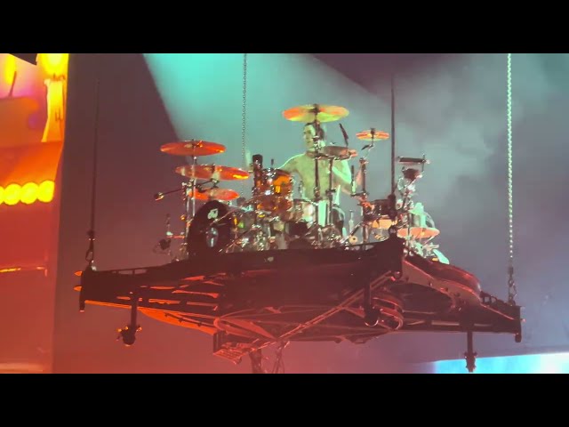 Blink 182: Ghost On The Dance Floor *(Live 4K)* [Birmingham Utilita Arena 14.10.2023]