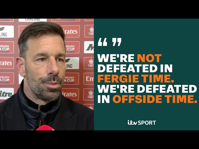 Ruud van Nistelrooy post-match reaction after late Manchester United winner | ITV Sport