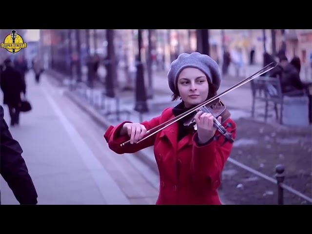 This Violinist plays beautiful music St  Petersburg, Russia