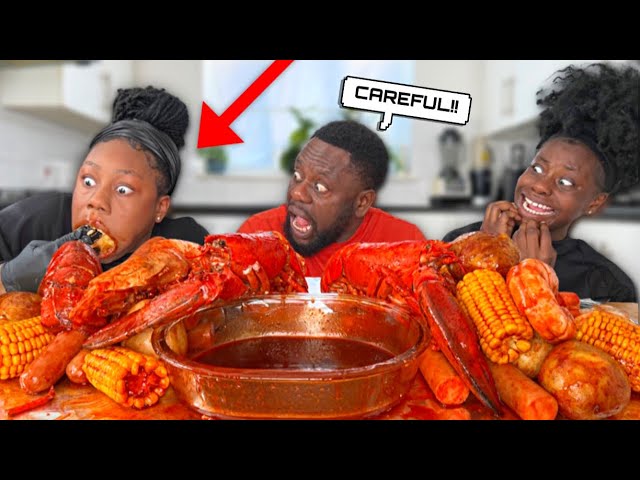 ONE BITE 4X SPICY BULDAK SEAFOOD BOIL MUKBANG CHALLENGE! 먹방