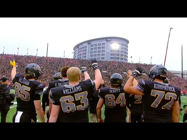 Fans, Players in University of Iowa Stadium Turn to Wave at Kids in Hospital