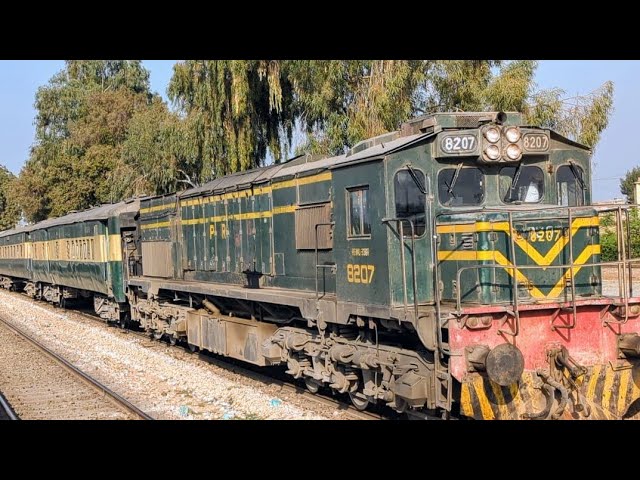 Amazing Train Video Travel Rohri To Karachi Pakistani train | Asif Pakistan Railway Train