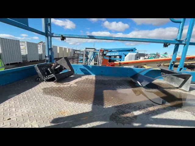 2015 Genie GS-2669 RT Scissor Lift