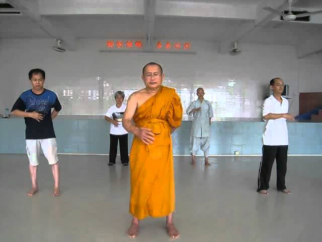 Ajahn Suthep teaching Qi Gong