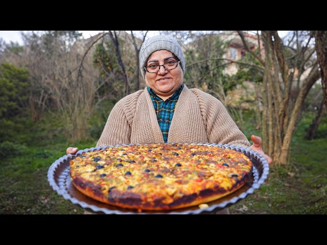 Cooking Pizza Over Fire in the Forest! with delicious chicken toping ( Iranian Version)