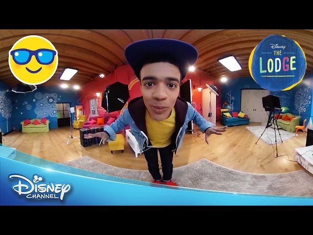 The Lodge | 360 VIDEO: The Lodge Tour | Official Disney Channel UK*