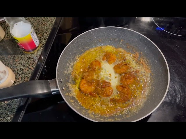 COOKING CAJUIN SHRIMP EGGS AND NOODLES