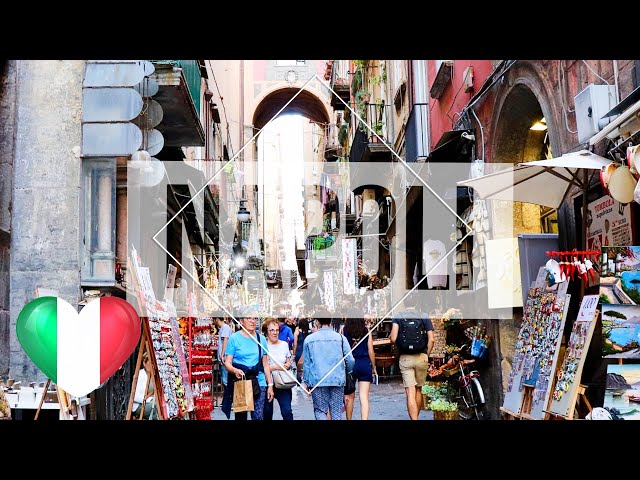 🇮🇹 NAPOLI, ITALY - Walking through the beautiful and tumultuous streets of Naples