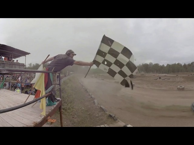 Abitibi360 : FERRAILLE - Course de Stock car de Beaudry