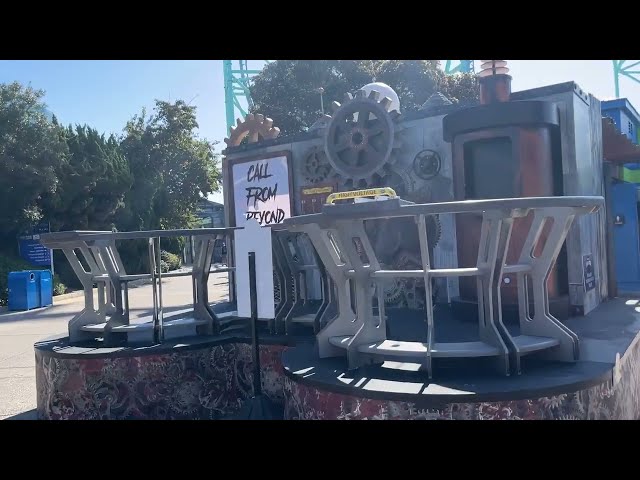 SeaWorld San Diego Halloween Decorations (No Copyright)