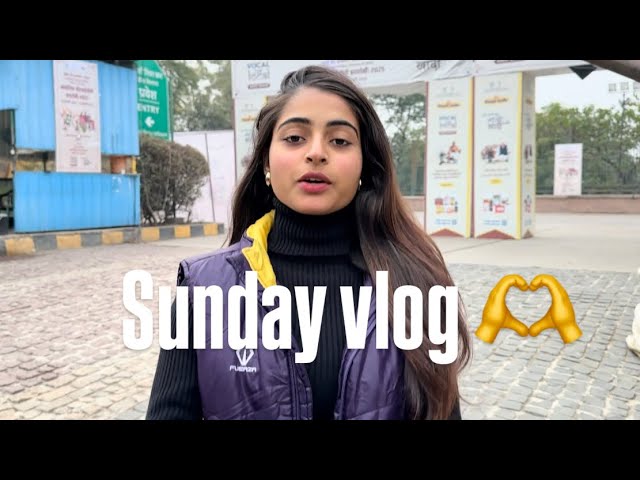 Pradarshani 2025 vlog //@janhvi_dubey khub sara saman liya maine 🤙🌻🫶