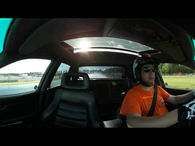 Audi S4 V8 @ Botniaring wet track 360 video