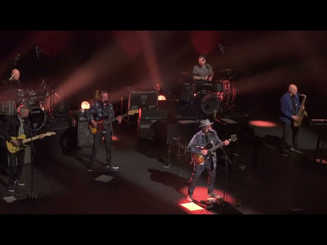 Set Me Free PAUL CARRACK Live London Palladium SONY RX100 VII HDR