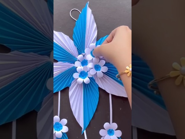 Beautiful Paper Flower Wall Hanging / Unique Wall Decor #ytshorts #diy #paperart #craft #100 #art