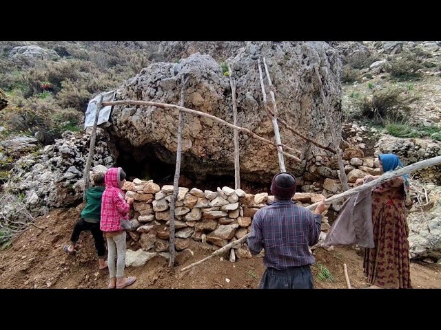 From beginning to end: building and installing a roof for living in a cave. Zahra'sfamily.alifamily