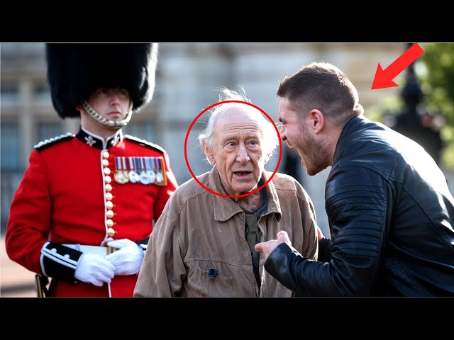 Thugs Harass A 91 Year Old Veteran, Unaware A Royal Guard Was Watching Everything