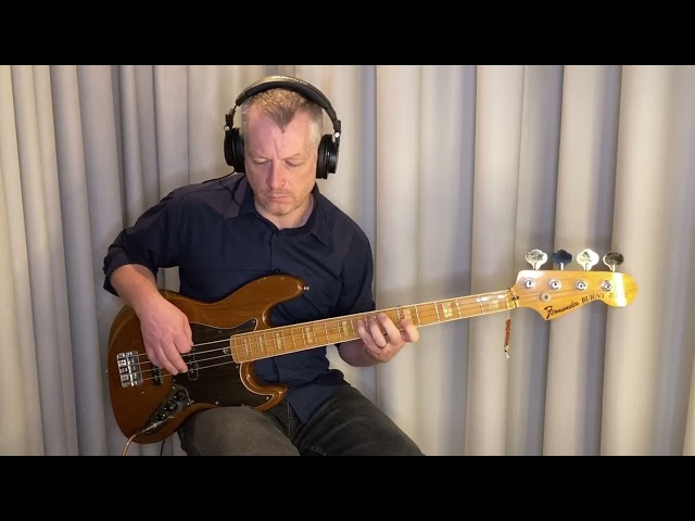 ELVIS PRESLEY - Jailhouse Rock - Bass cover