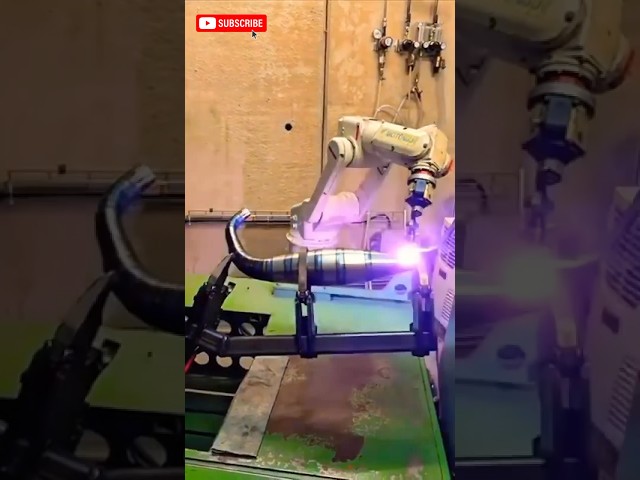 Mind Blowing Industrial Robot Creates Perfect Welds!