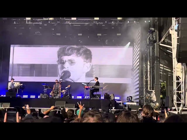 “Godspeed” (Frank Ocean cover) - James Blake Re:SET Chicago