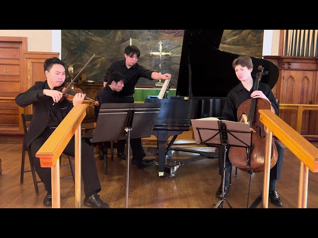 Beethoven - Piano Trio No. 2 in G Major - Kawasaki Trio