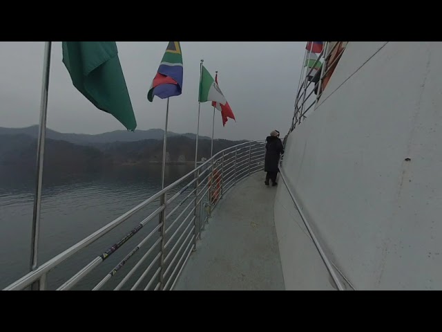 남이섬 가는 배 안에서 추억 Memories on the ship to Nami Island. Travel to Korea