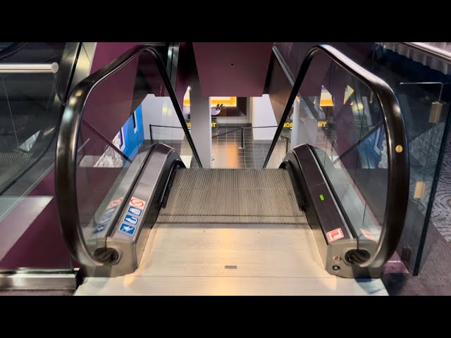 Derby, England. 7x KONE escalator ride at Showcase Cinema - Derbion Shopping Centre