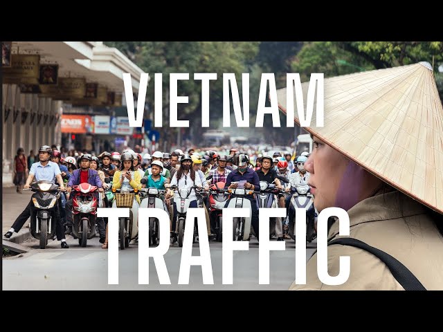 TRAFFIC in Ho Chi Minh City, Vietnam | VIRTUAL REALITY 🇻🇳