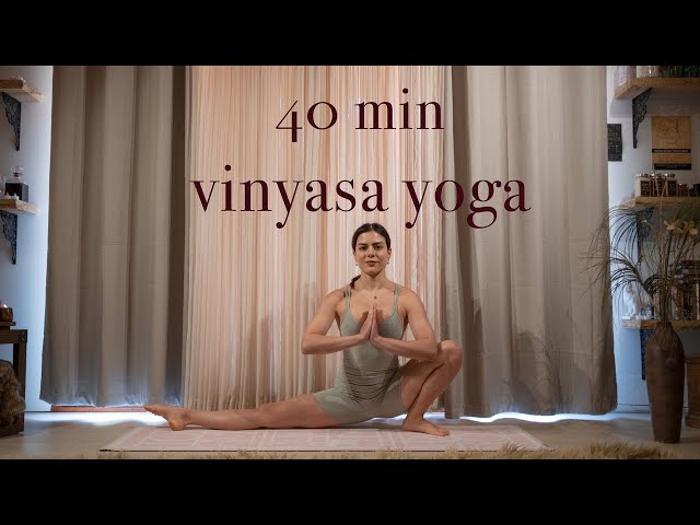 40 MIN VINYASA | Open level yoga flow